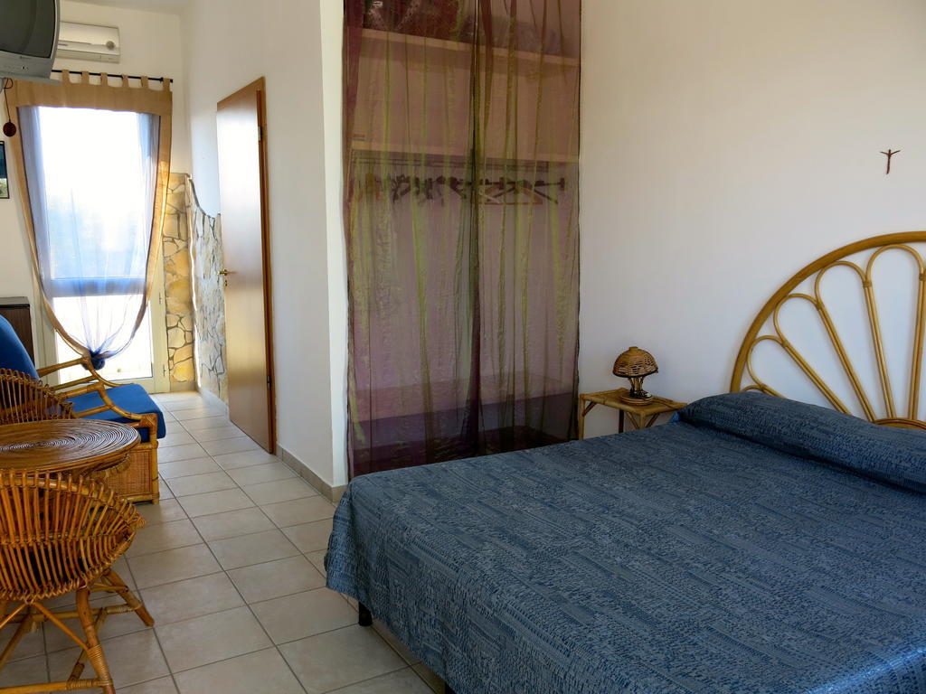 Agriturismo Tenuta Del Morige Галатоне Экстерьер фото