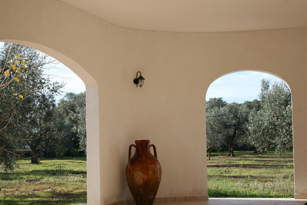 Agriturismo Tenuta Del Morige Галатоне Экстерьер фото